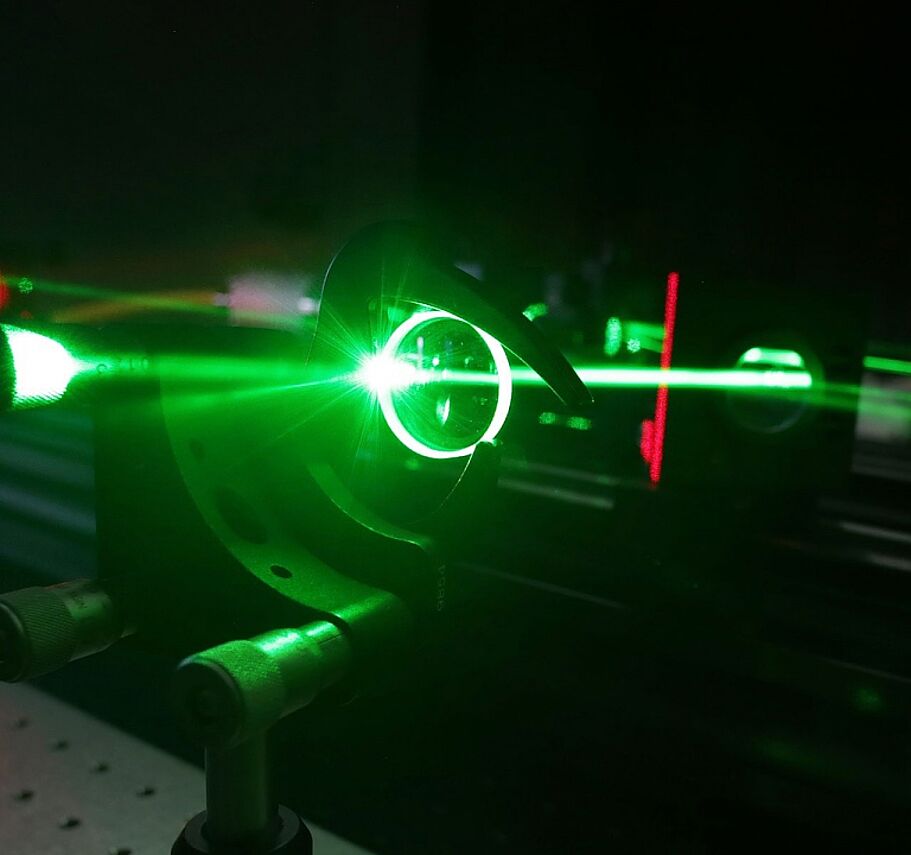 PT Photonic Tools Laser in action